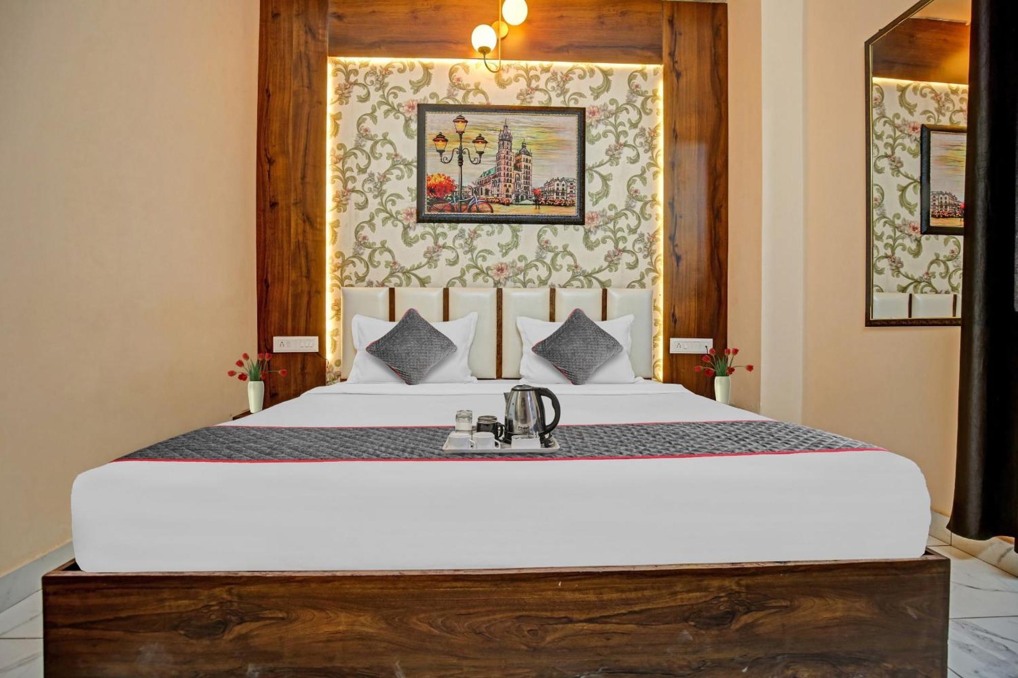 Townhouse Sky Hotel Ludhiana Luaran gambar
